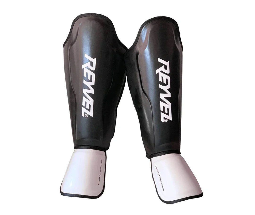 Защита голень-стопа REYVEL Муай тай черно-белая
